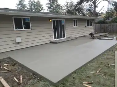 Backyard Slab: concrete slab work by Redmond Concrete, concrete contractor serving Kirkland (photo 1 of 3)