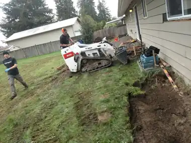 Backyard Slab: concrete slab work by Redmond Concrete, concrete contractor serving Bothell (photo 2 of 3)