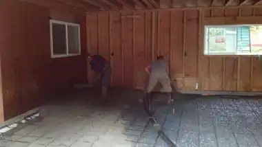 Driveway & Garage Slab in Kenmore, WA: concrete driveway work by Redmond Concrete (photo 4 of 6)