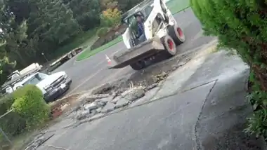 Driveway Demolition & Replacement: concrete demolition work by Redmond Concrete, concrete contractor serving Kirkland (photo 5 of 6)