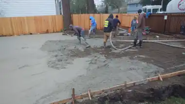 More Driveways: concrete driveway work by Redmond Concrete, concrete contractor serving Woodinville (photo 34 of 34)