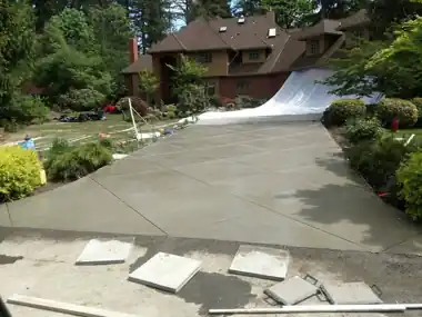 More Driveways: concrete driveway work by Redmond Concrete, concrete contractor serving Bothell (photo 5 of 34)