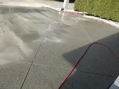 More Driveways: concrete driveway work by Redmond Concrete, concrete contractor serving Woodinville (photo 6 of 34)