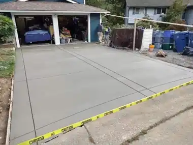 More Driveways: concrete driveway work by Redmond Concrete, concrete contractor serving Bothell (photo 9 of 34)