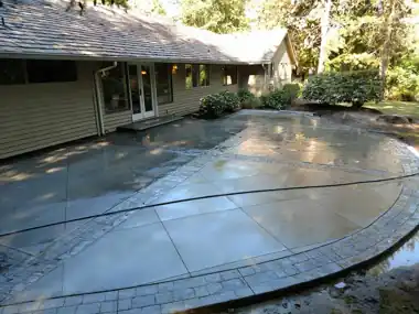 More Patios, Walkways & Steps: concrete walkway and steps work by Redmond Concrete, concrete contractor serving Kirkland (photo 13 of 31)