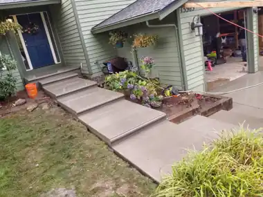More Patios, Walkways & Steps: concrete walkway and steps work by Redmond Concrete, concrete contractor serving Kirkland (photo 5 of 31)
