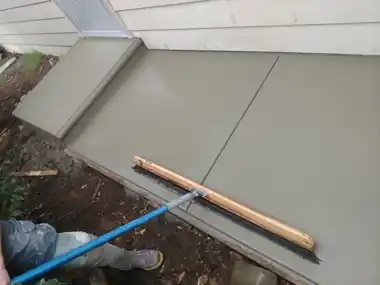 More Patios, Walkways & Steps: concrete walkway and steps work by Redmond Concrete, concrete contractor serving Kirkland (photo 9 of 31)