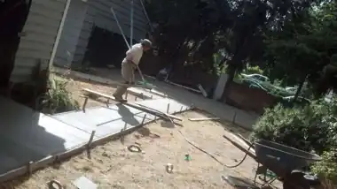 Walkway, Driveway & Garage Slab in Bothell, WA: concrete walkway and steps work by Redmond Concrete (photo 6 of 6)