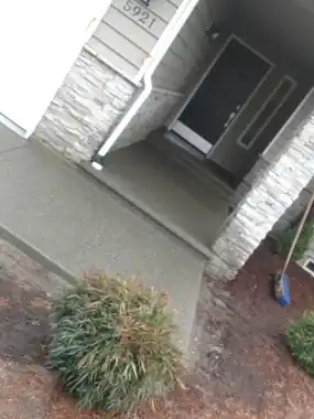 Snohomish Exposed Aggregate Driveway & Custom Architectural Entry in Snohomish, WA: concrete walkway and steps work by Redmond Concrete (photo 2 of 3)