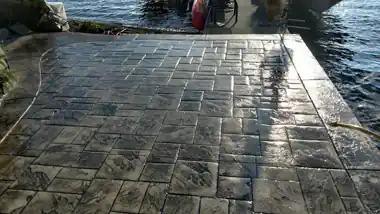 More Stamped & Decorative Concrete: concrete patio and wall work by Redmond Concrete, concrete contractor serving Kirkland (photo 12 of 35)