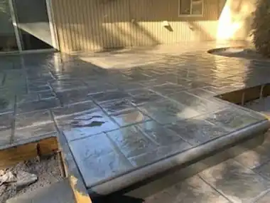 More Stamped & Decorative Concrete: concrete patio and wall work by Redmond Concrete, concrete contractor serving Woodinville (photo 2 of 35)