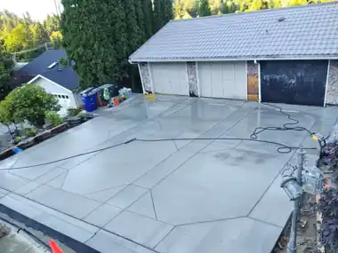 Bothell Firefighter’s Octagon Driveway & Retaining Wall in Bothell, WA: concrete driveway work by Redmond Concrete (photo 6 of 27)